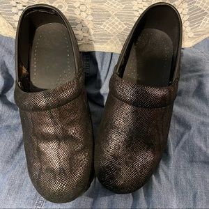 Sketchers work wedges